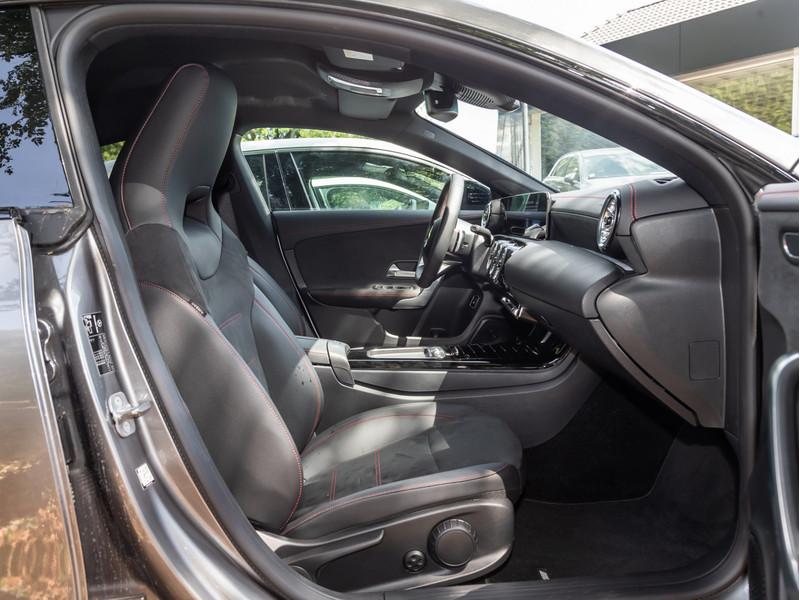 Véhicule de leasing intérieure