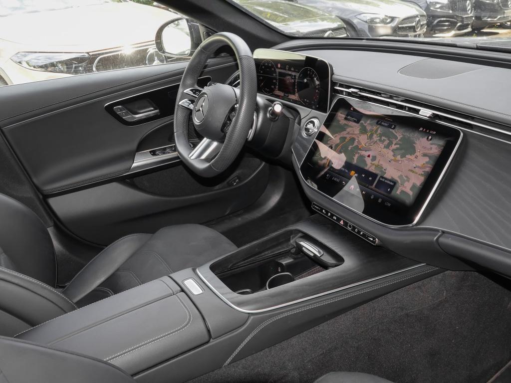 Véhicule de leasing intérieure