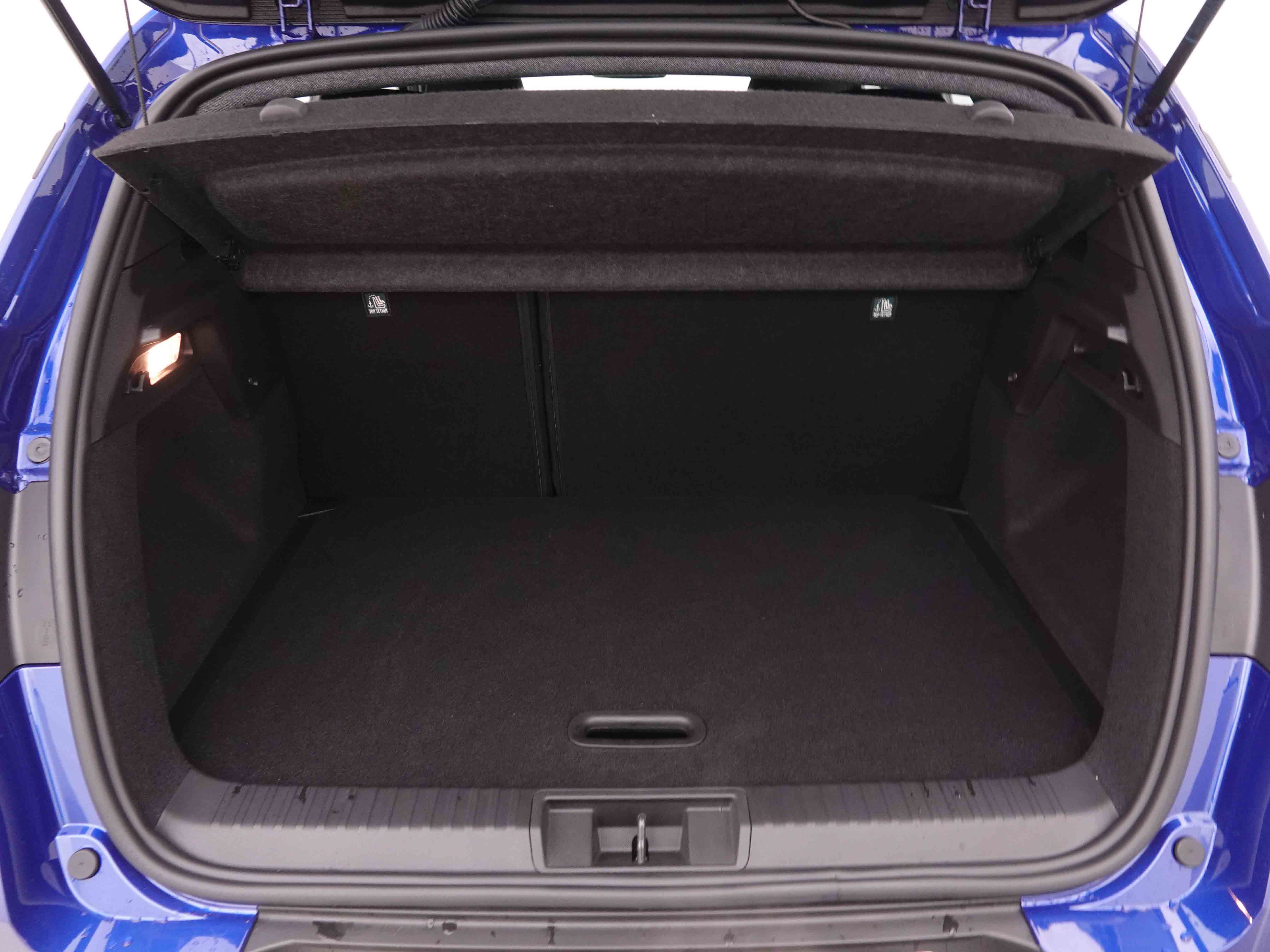 Véhicule de leasing intérieure