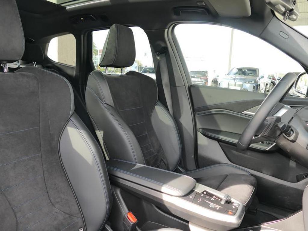 Véhicule de leasing intérieure