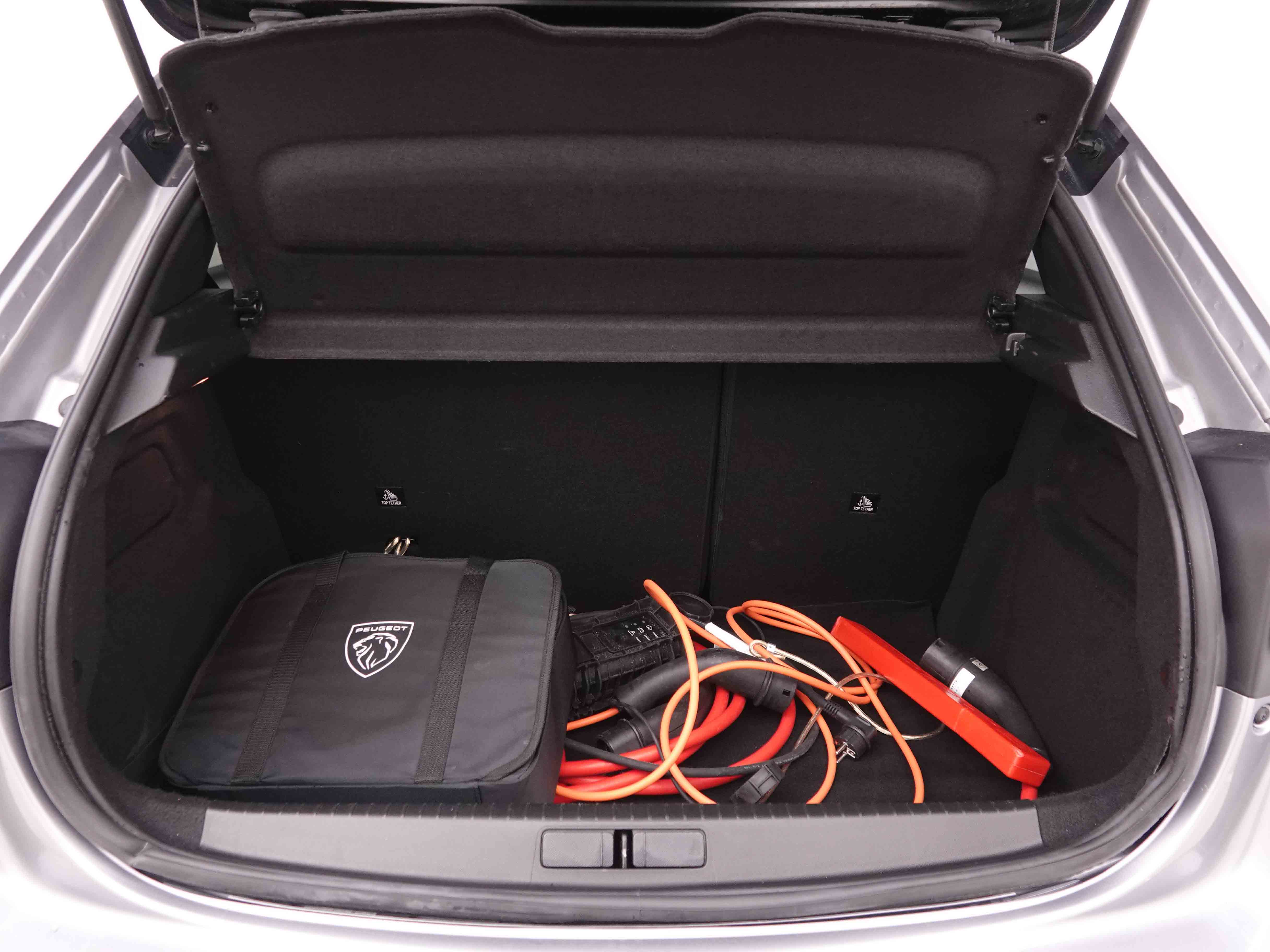 Véhicule de leasing intérieure