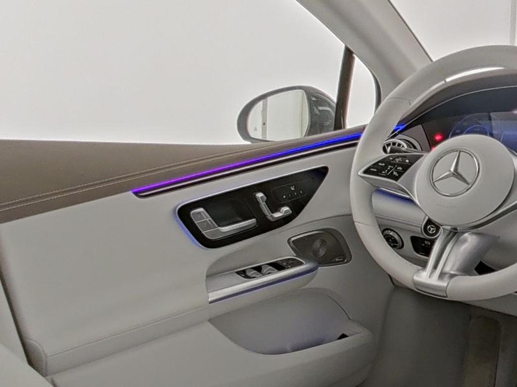Véhicule de leasing intérieure