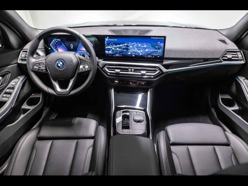 Véhicule de leasing intérieure