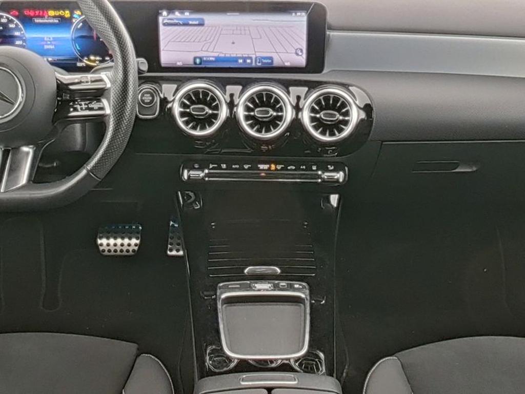 Véhicule de leasing intérieure