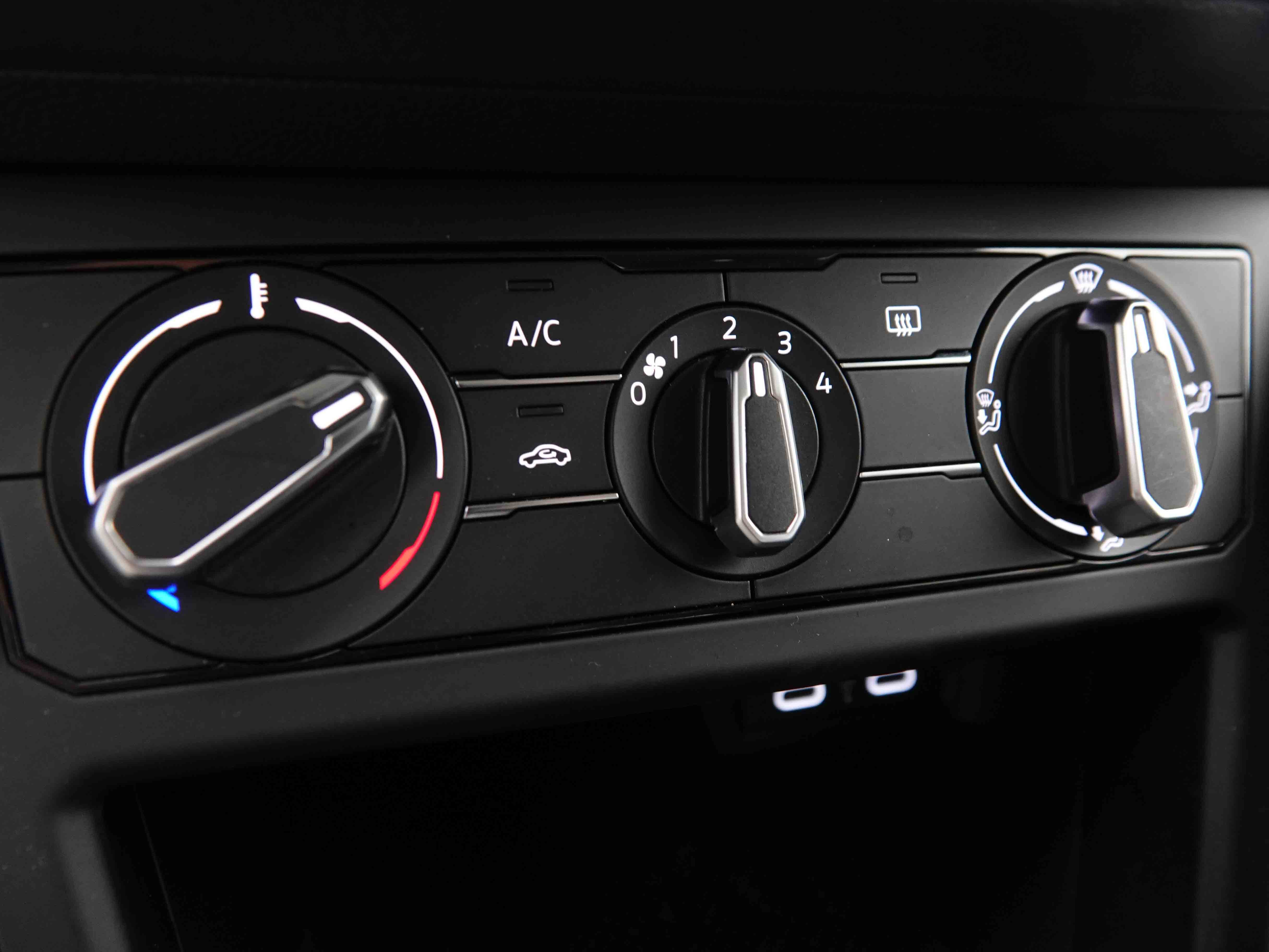 Véhicule de leasing intérieure