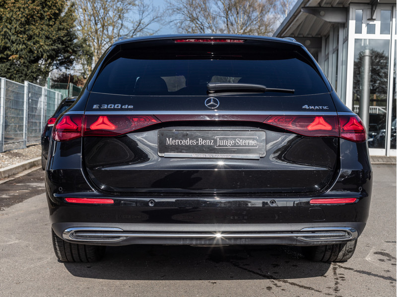 Véhicule de leasing intérieure