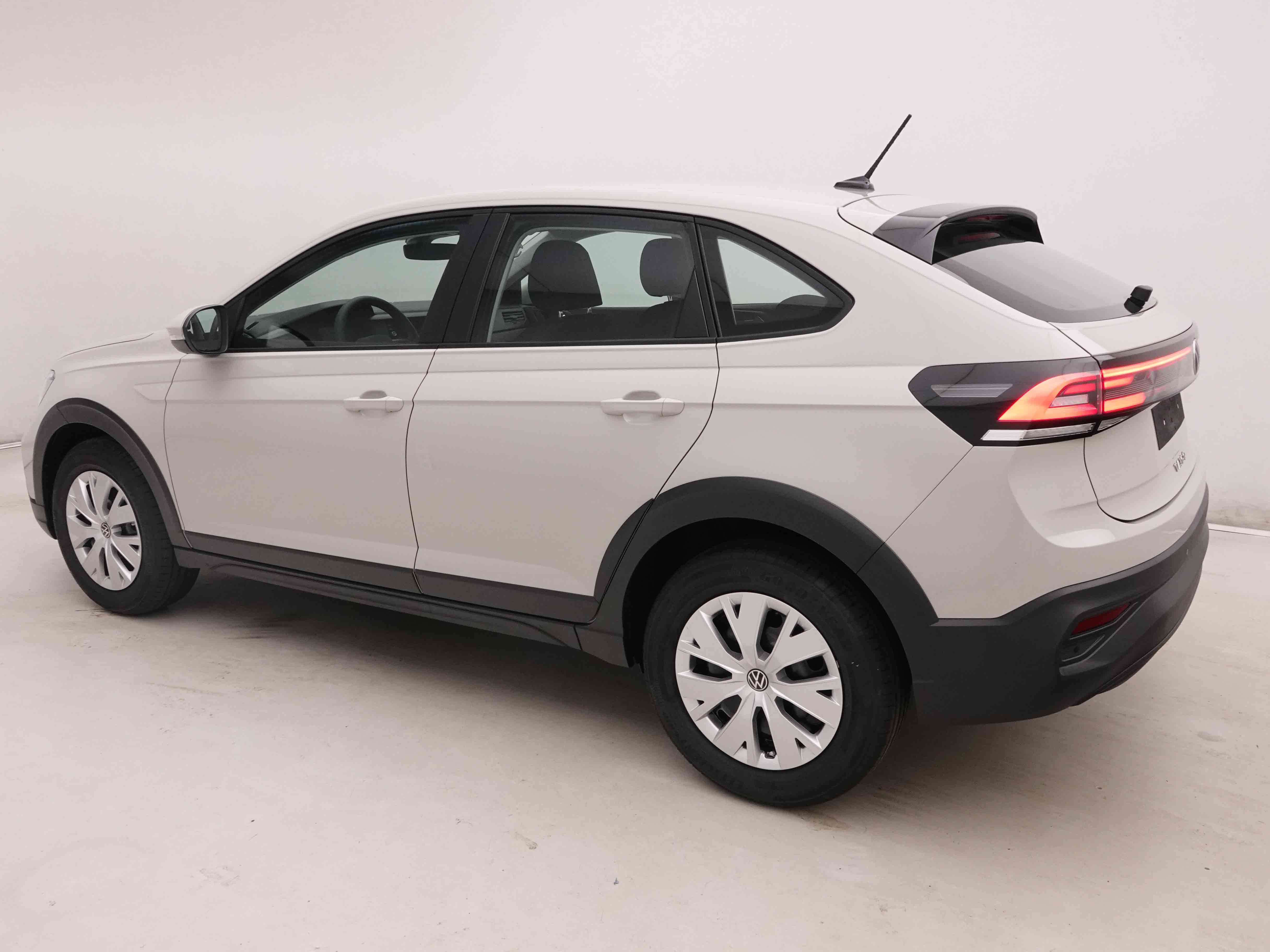 Véhicule de leasing intérieure