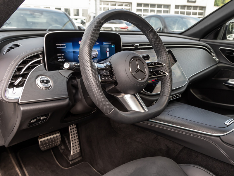 Véhicule de leasing intérieure