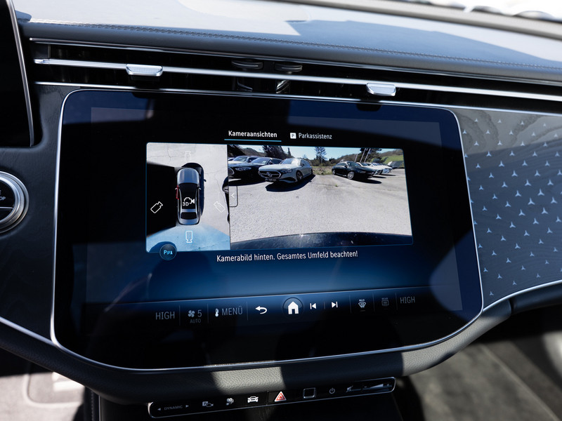 Véhicule de leasing intérieure