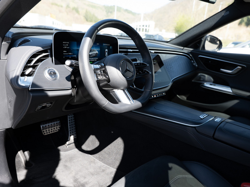 Véhicule de leasing intérieure