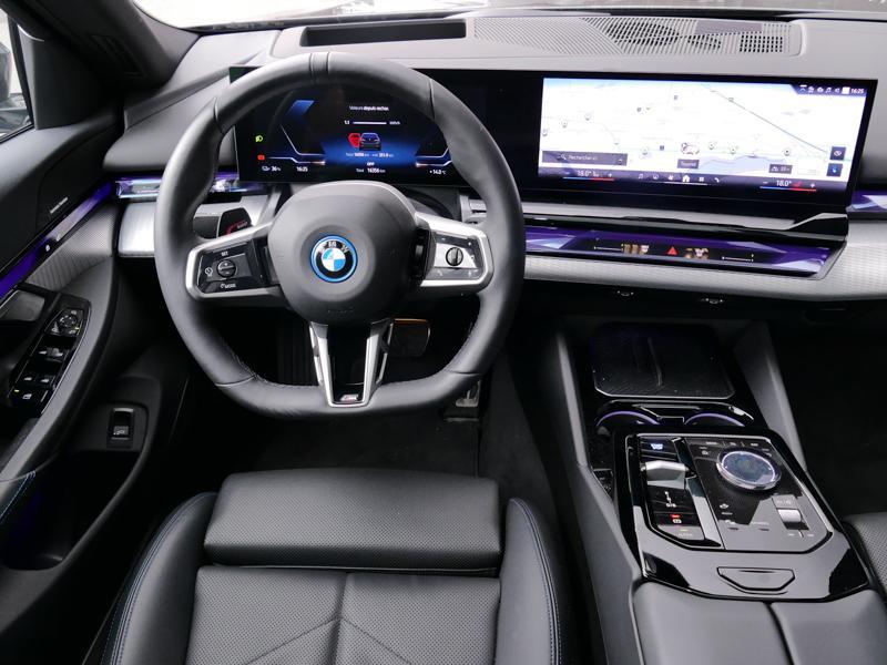 Véhicule de leasing intérieure