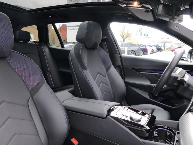 Véhicule de leasing intérieure