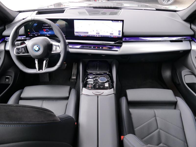 Véhicule de leasing intérieure