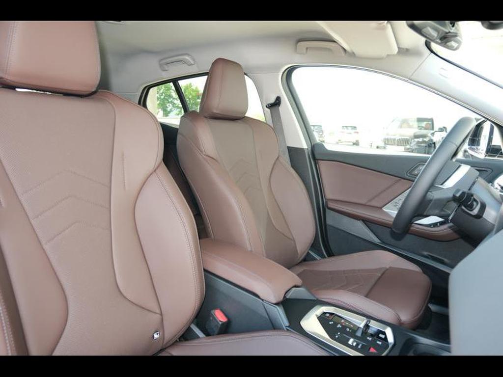 Véhicule de leasing intérieure