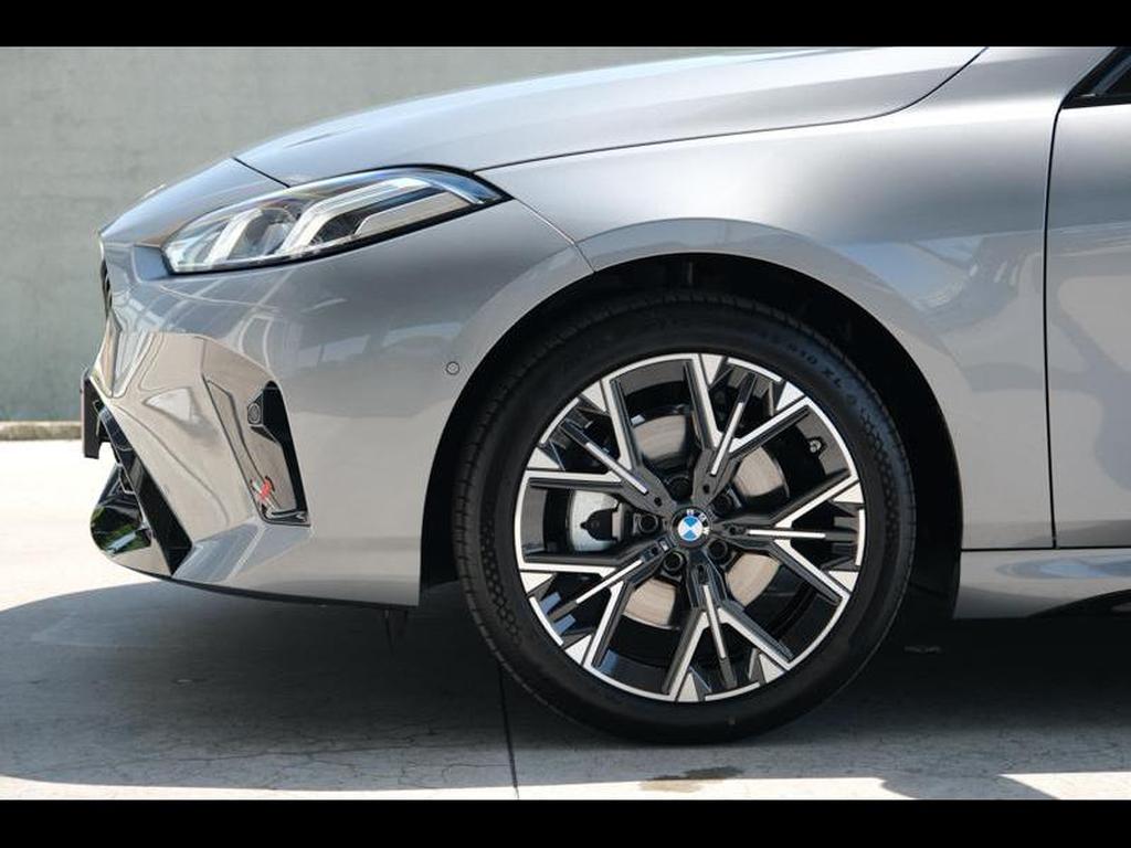 Véhicule de leasing intérieure
