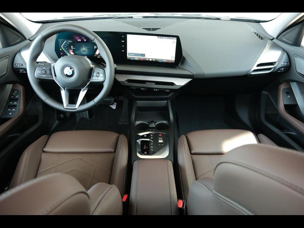 Véhicule de leasing intérieure