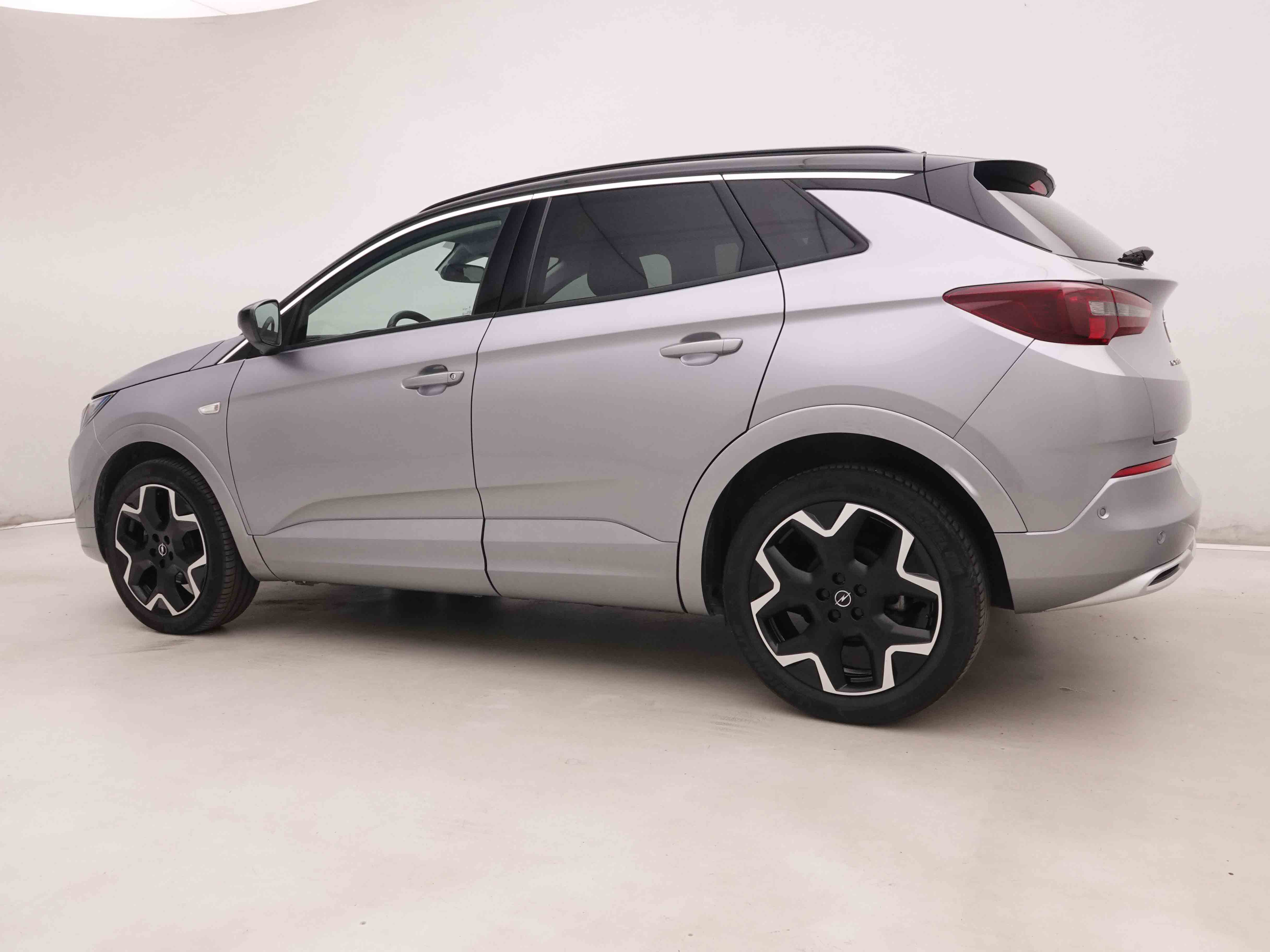 Véhicule de leasing intérieure