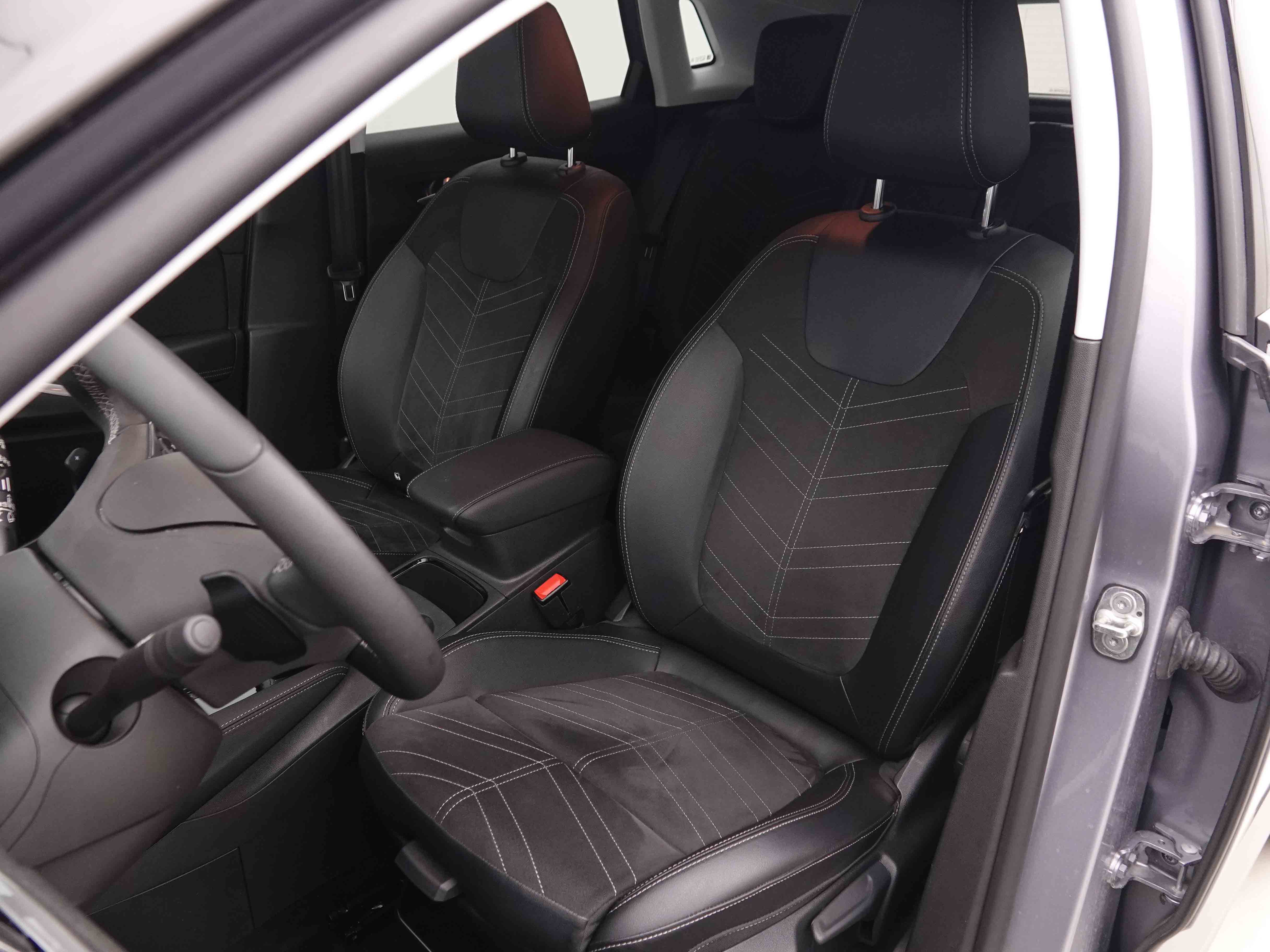 Véhicule de leasing intérieure