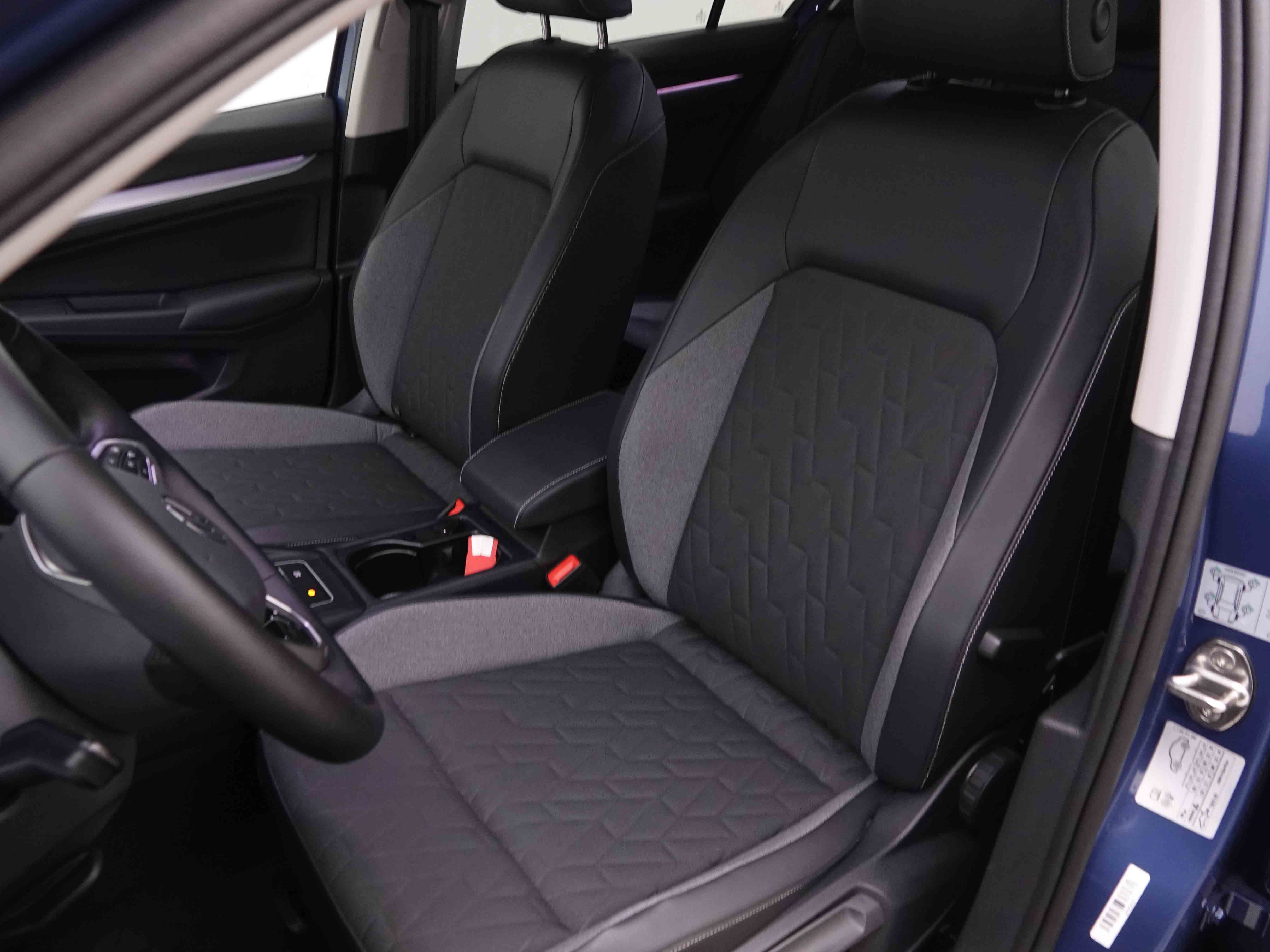 Véhicule de leasing intérieure