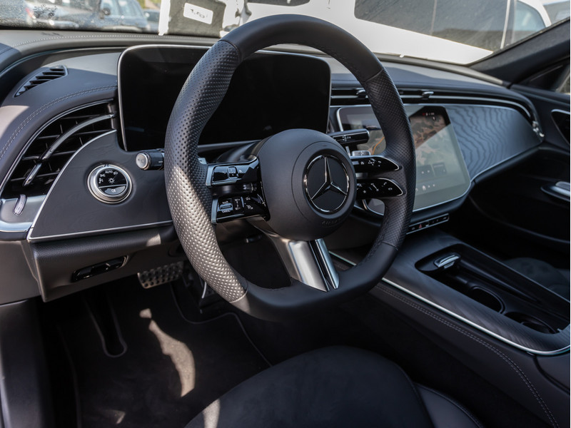 Véhicule de leasing intérieure