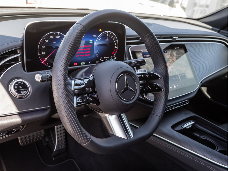 Véhicule de leasing intérieure