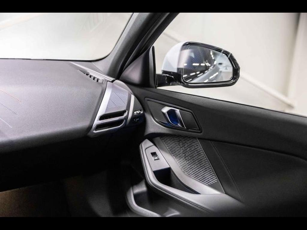 Véhicule de leasing intérieure
