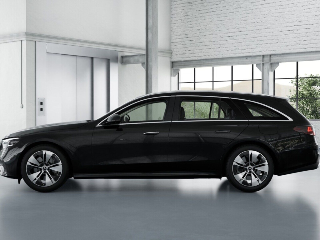 Véhicule de leasing intérieure