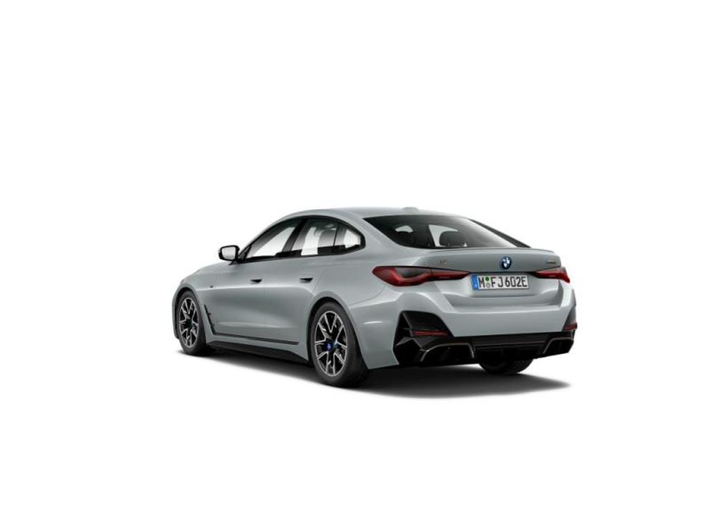 Véhicule de leasing intérieure