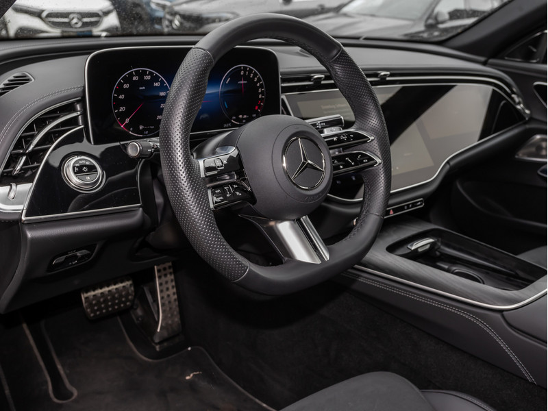 Véhicule de leasing intérieure