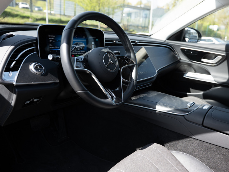 Véhicule de leasing intérieure