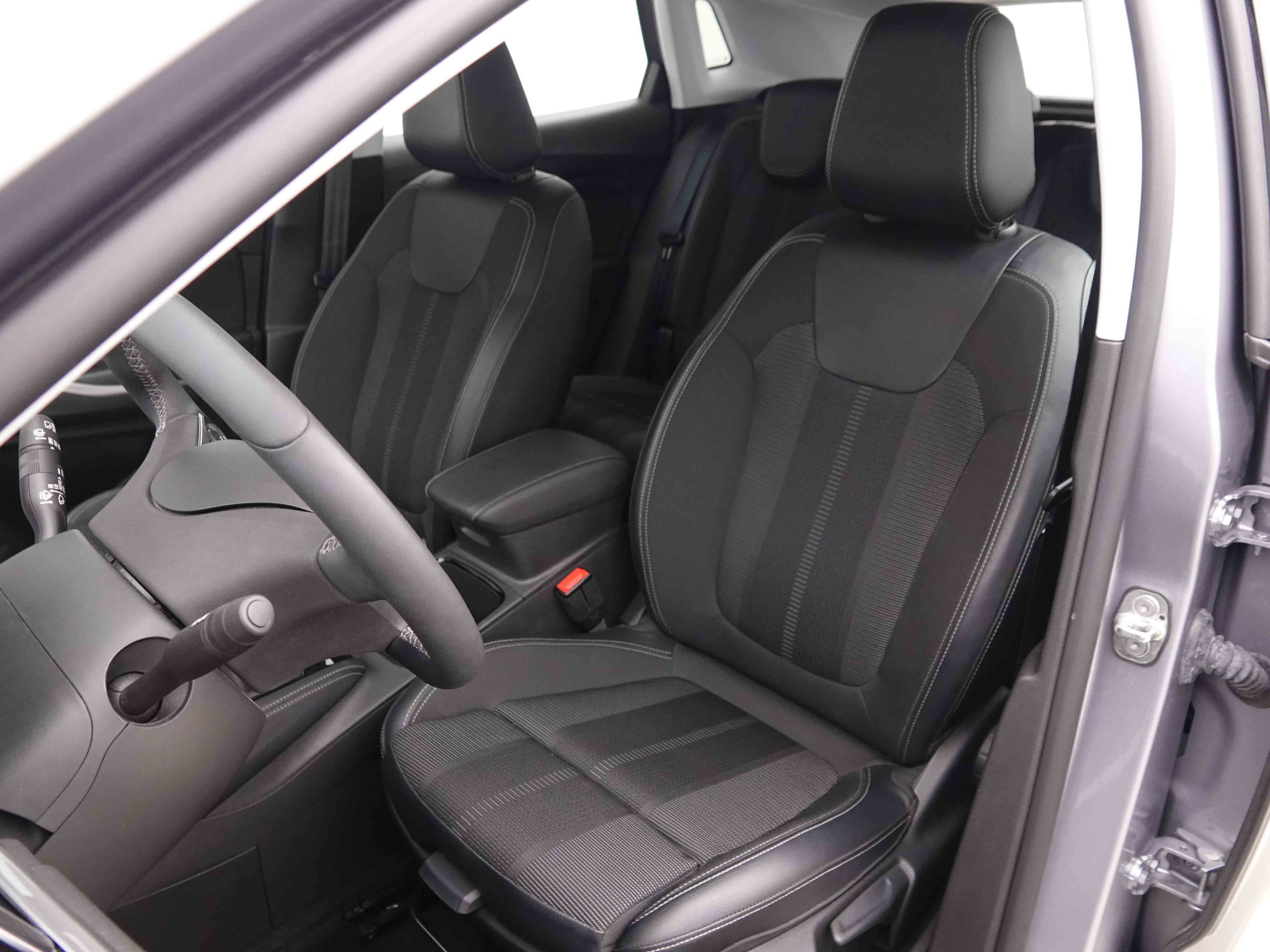 Véhicule de leasing intérieure