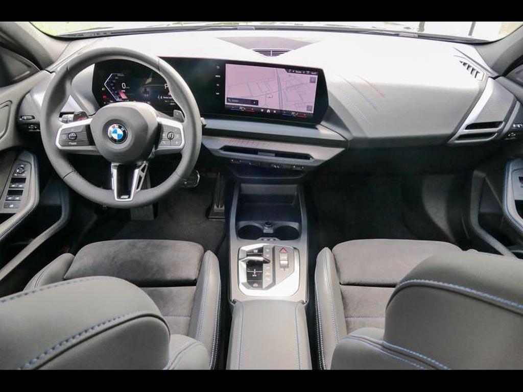 Véhicule de leasing intérieure