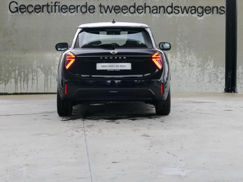 Véhicule de leasing intérieure