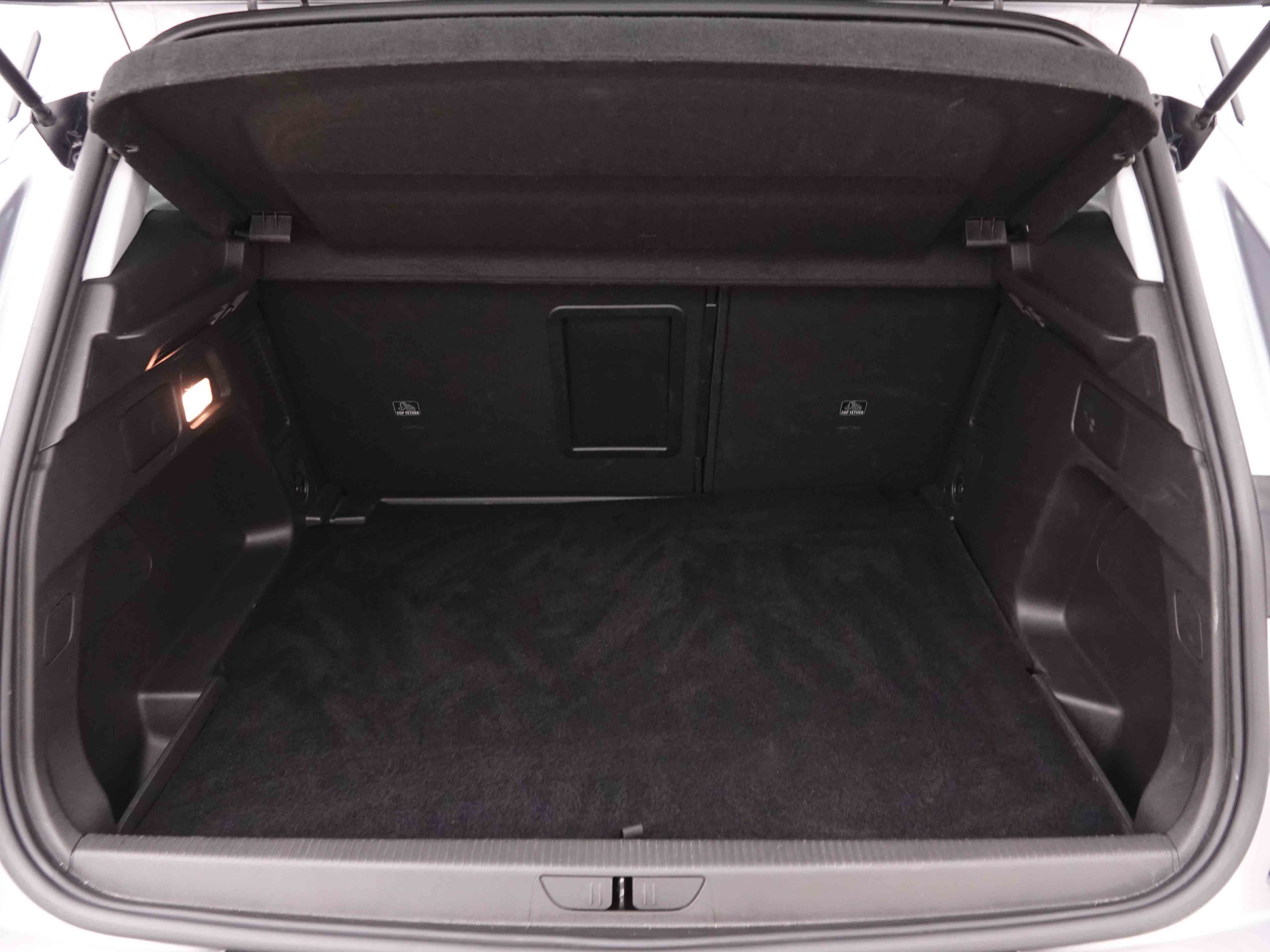 Lease wagen interieur