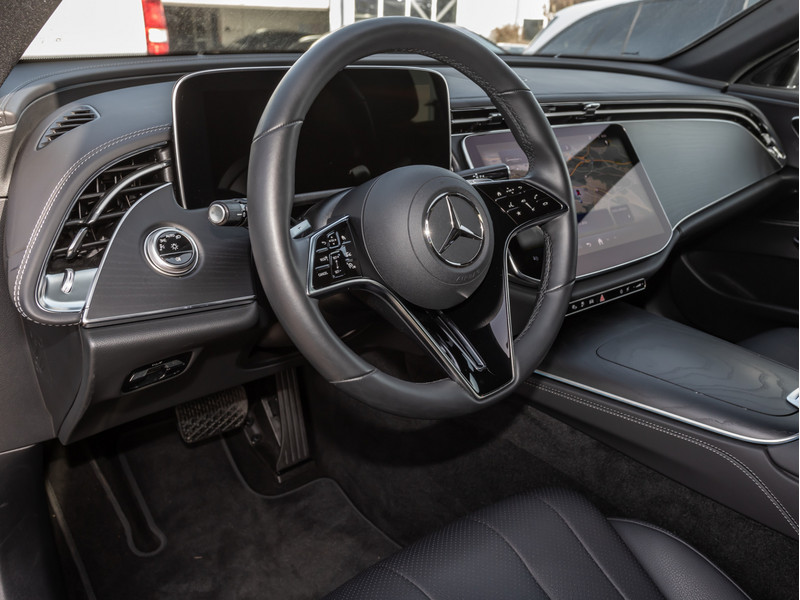 Véhicule de leasing intérieure