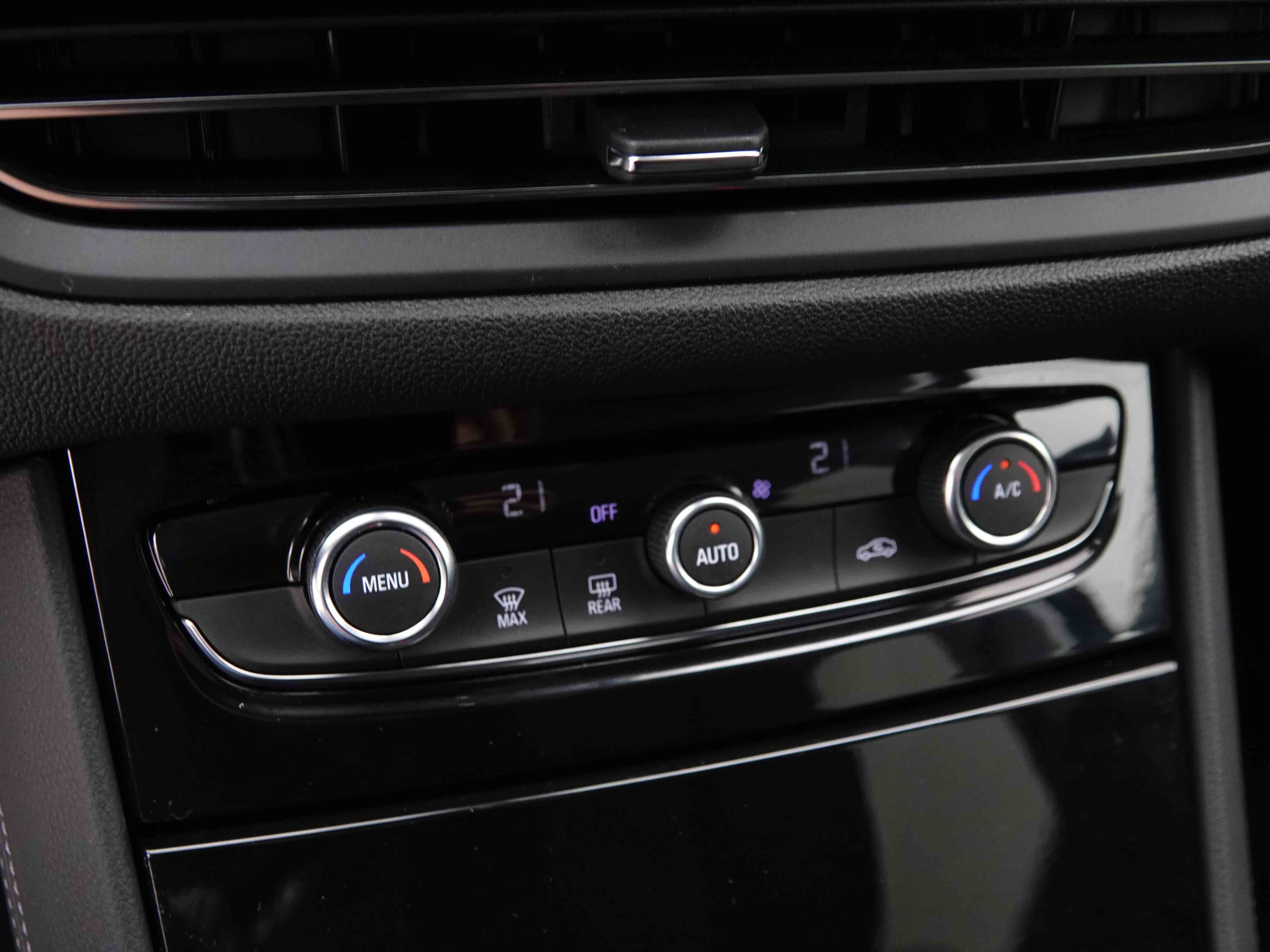 Véhicule de leasing intérieure