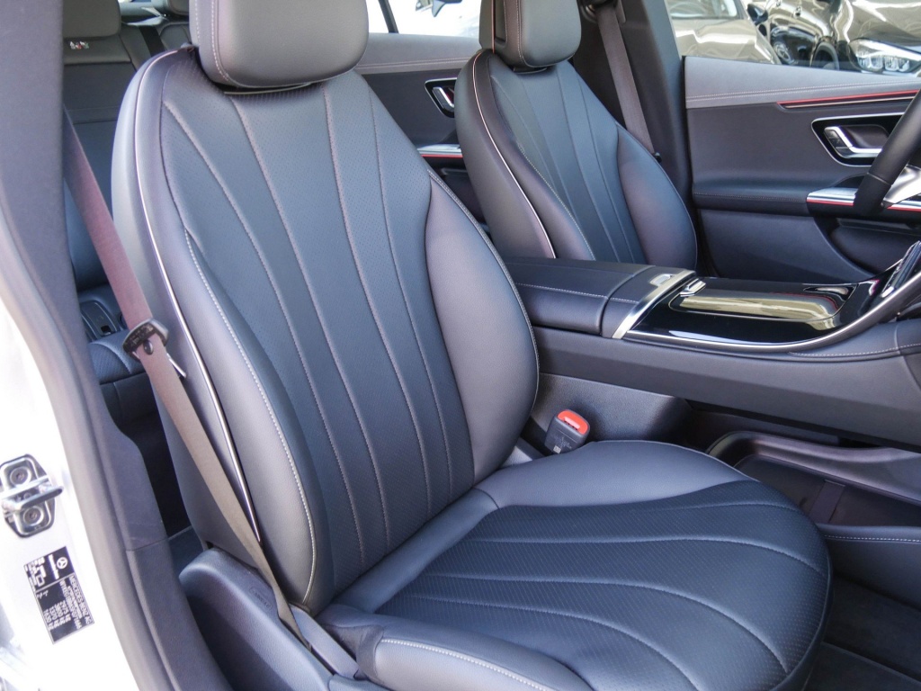 Véhicule de leasing intérieure