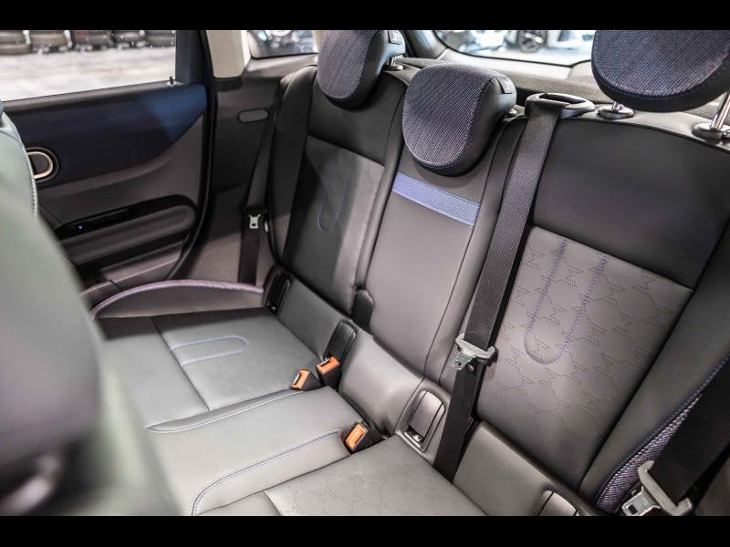 Véhicule de leasing intérieure