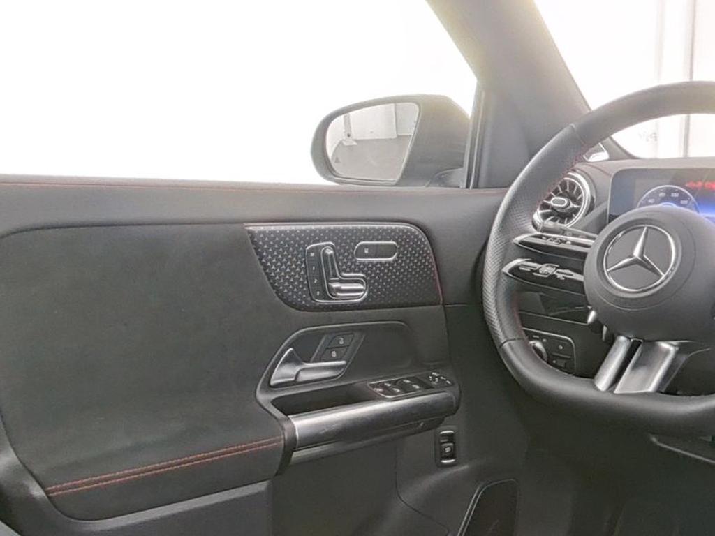 Véhicule de leasing intérieure