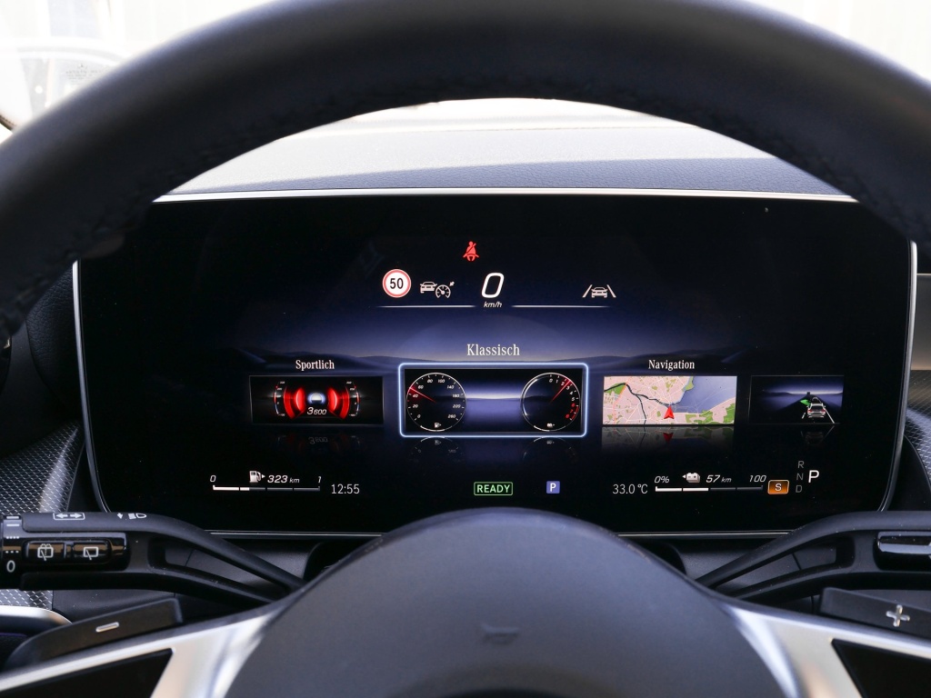 Véhicule de leasing intérieure