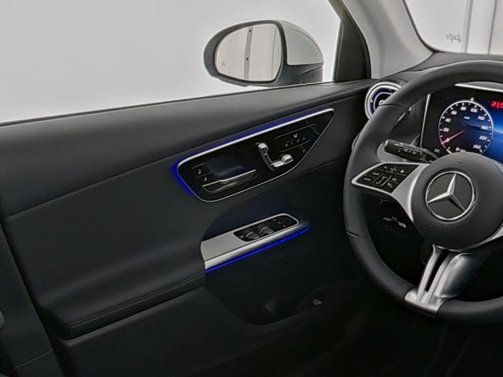 Véhicule de leasing intérieure