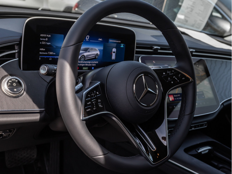 Véhicule de leasing intérieure