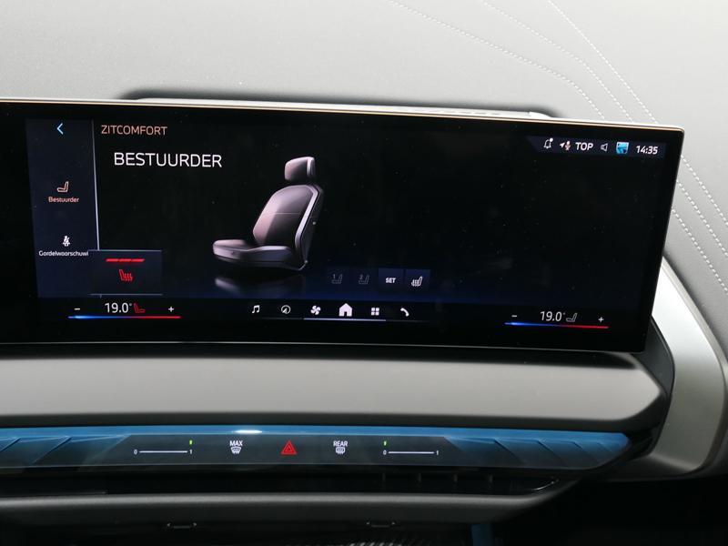 Véhicule de leasing intérieure