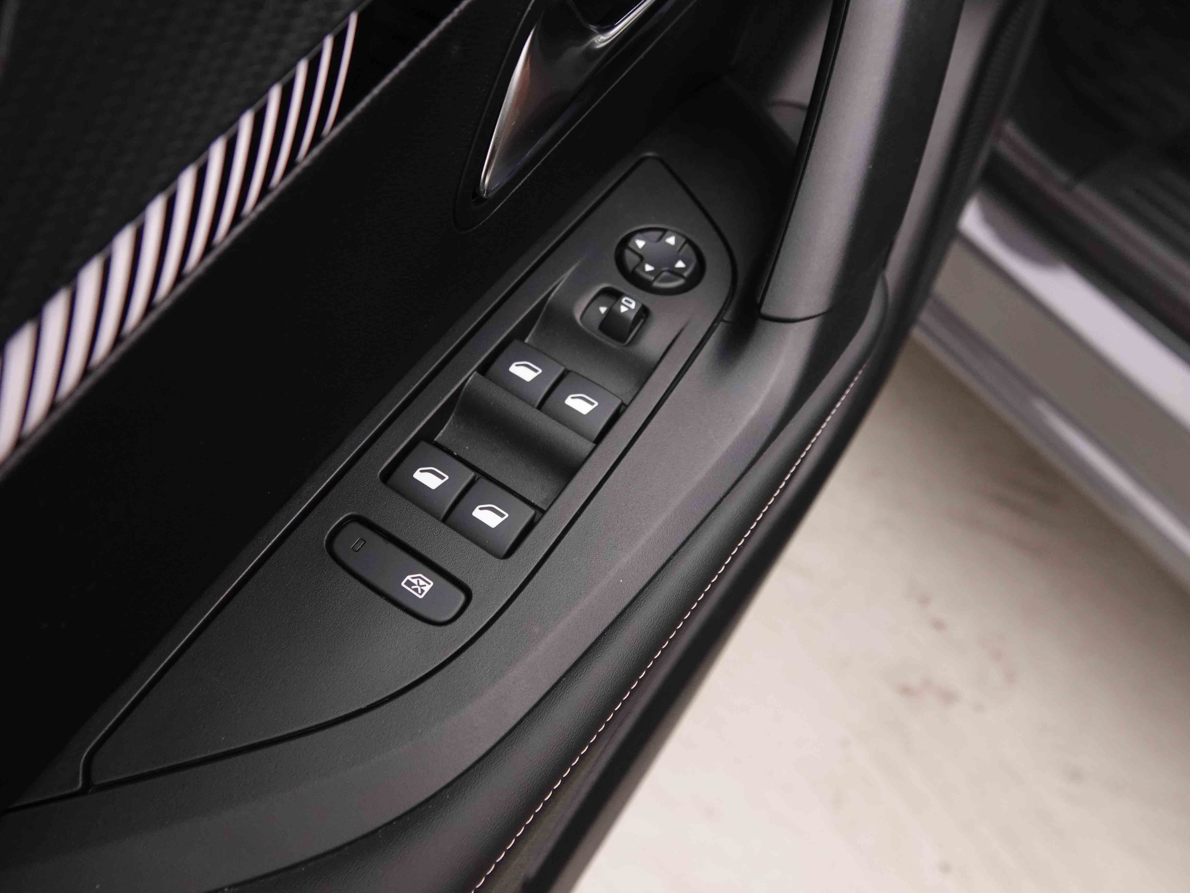 Véhicule de leasing intérieure