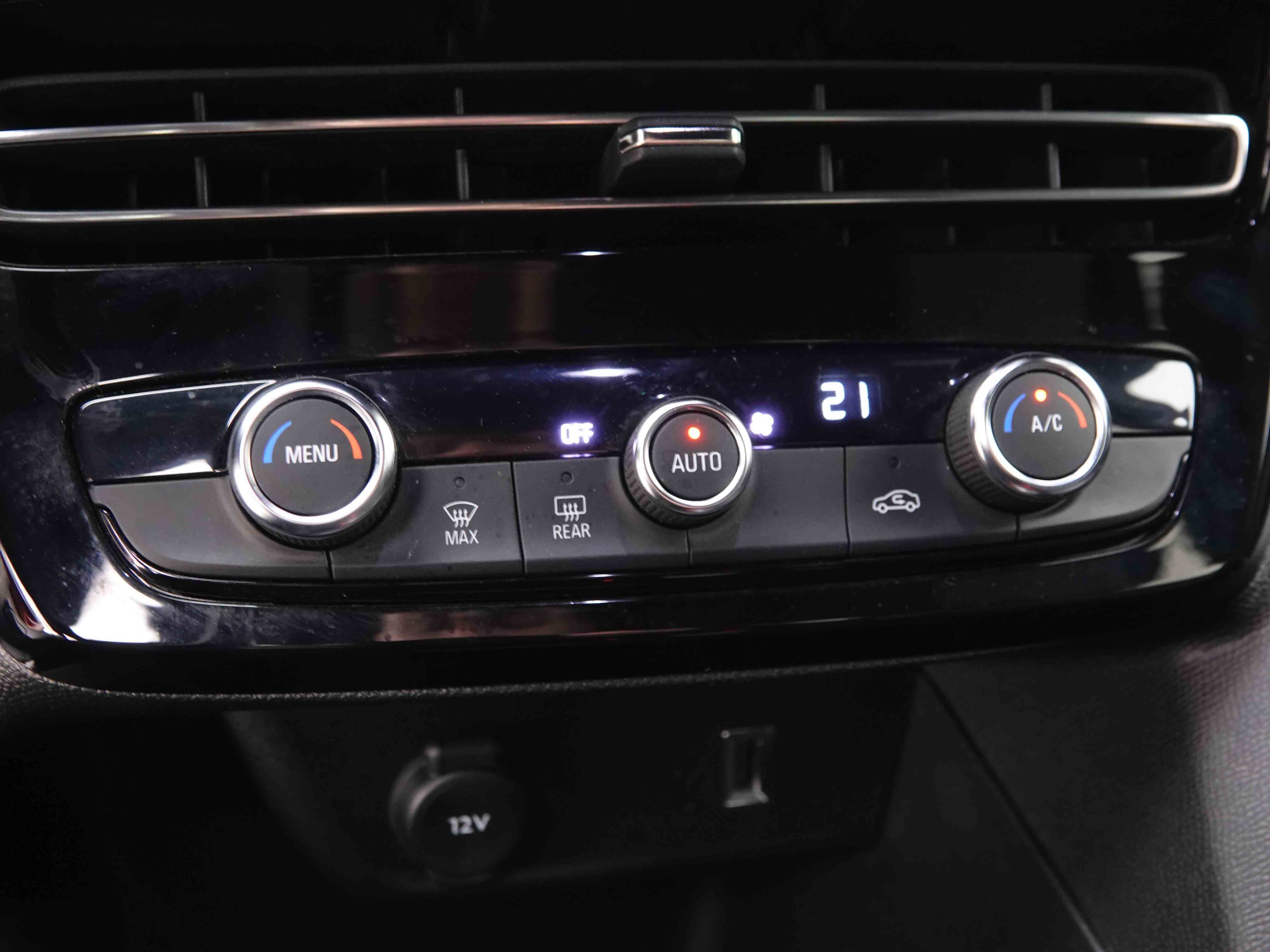 Véhicule de leasing intérieure