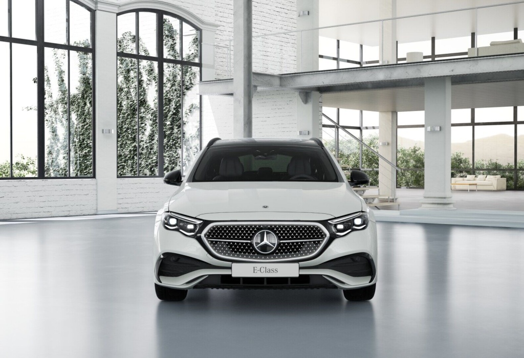 Véhicule de leasing intérieure