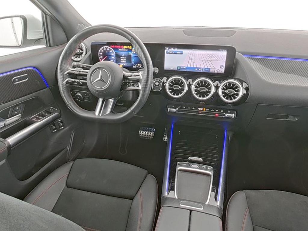 Véhicule de leasing intérieure