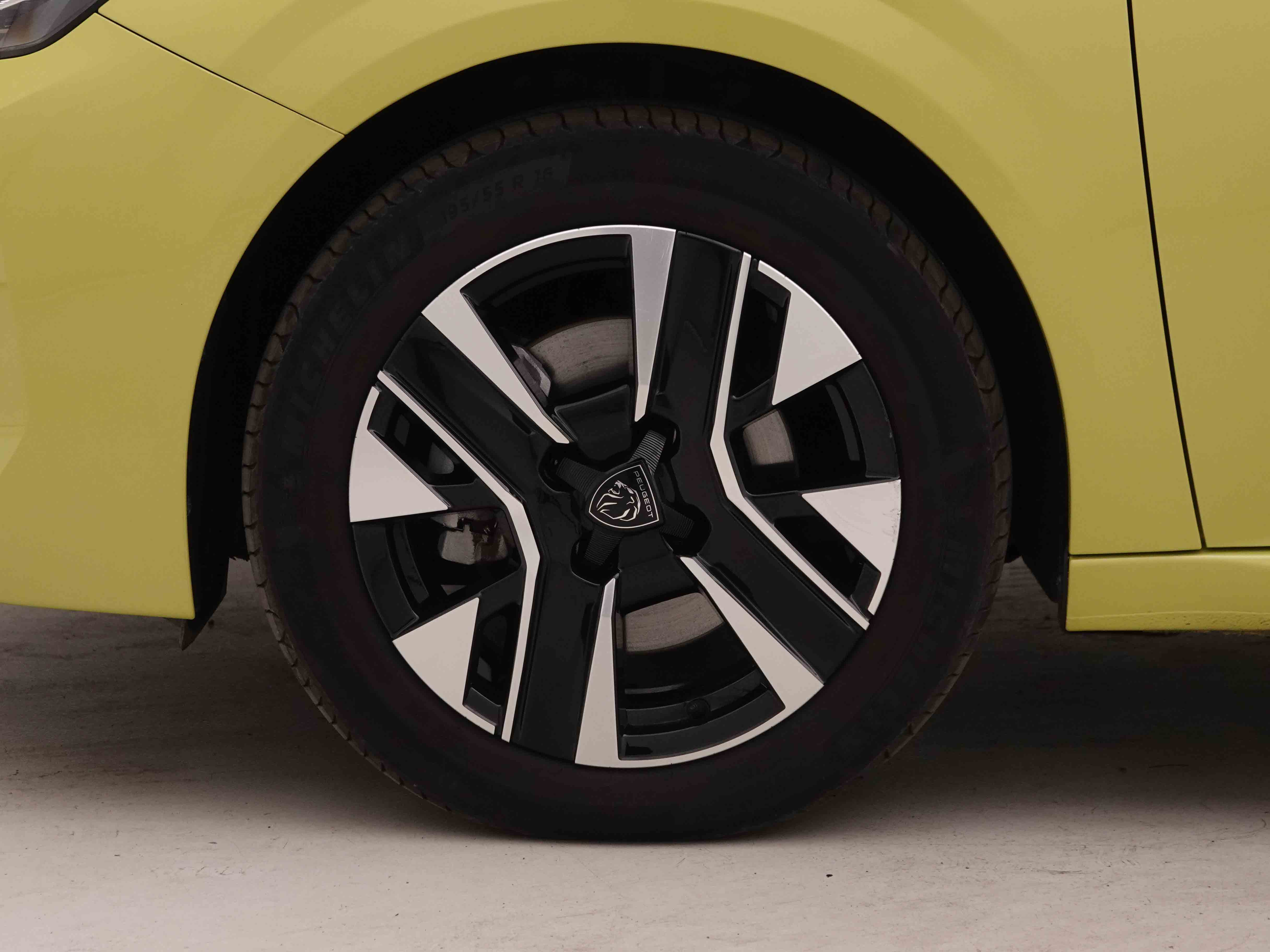 Véhicule de leasing intérieure