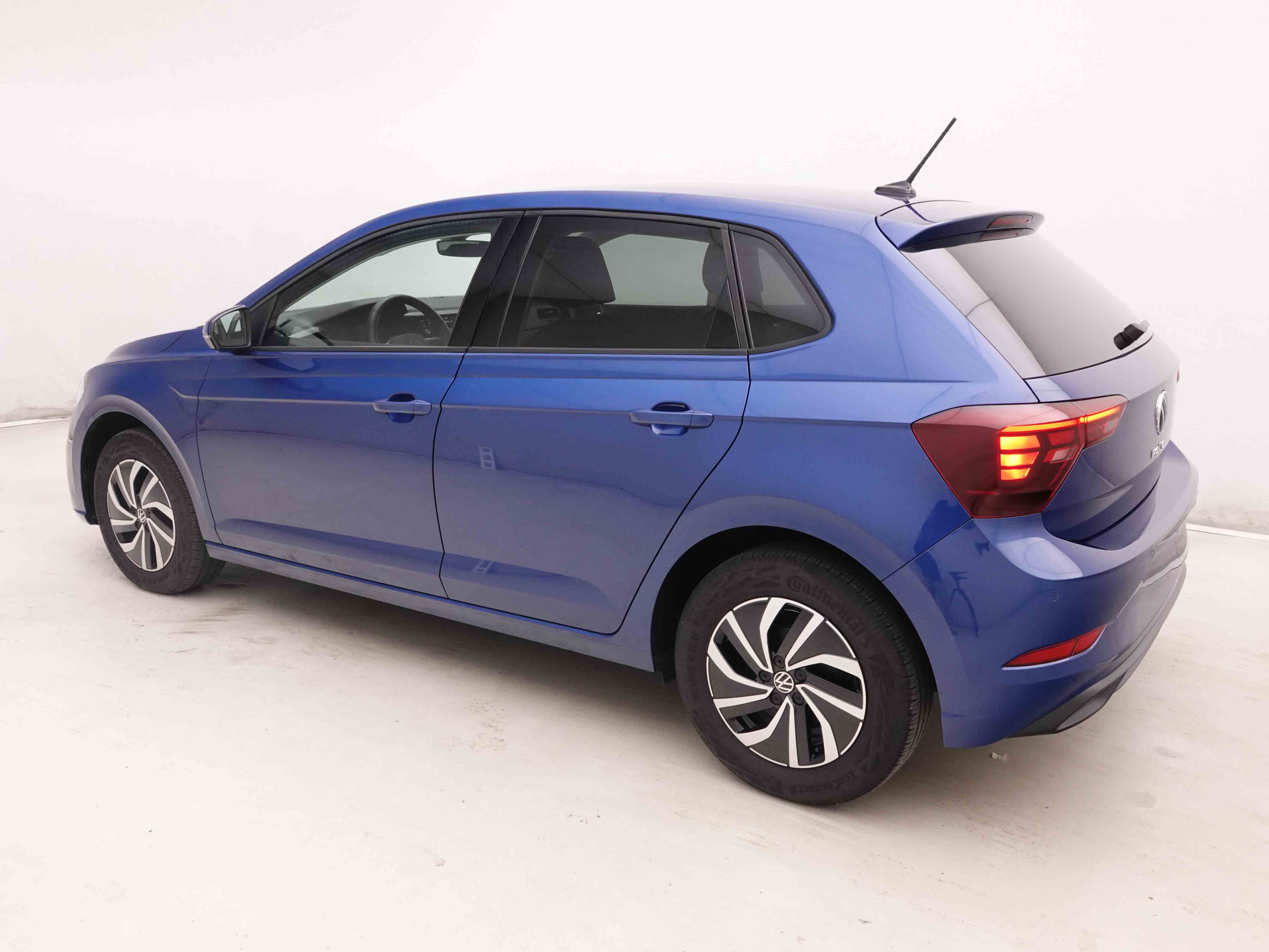 Véhicule de leasing intérieure