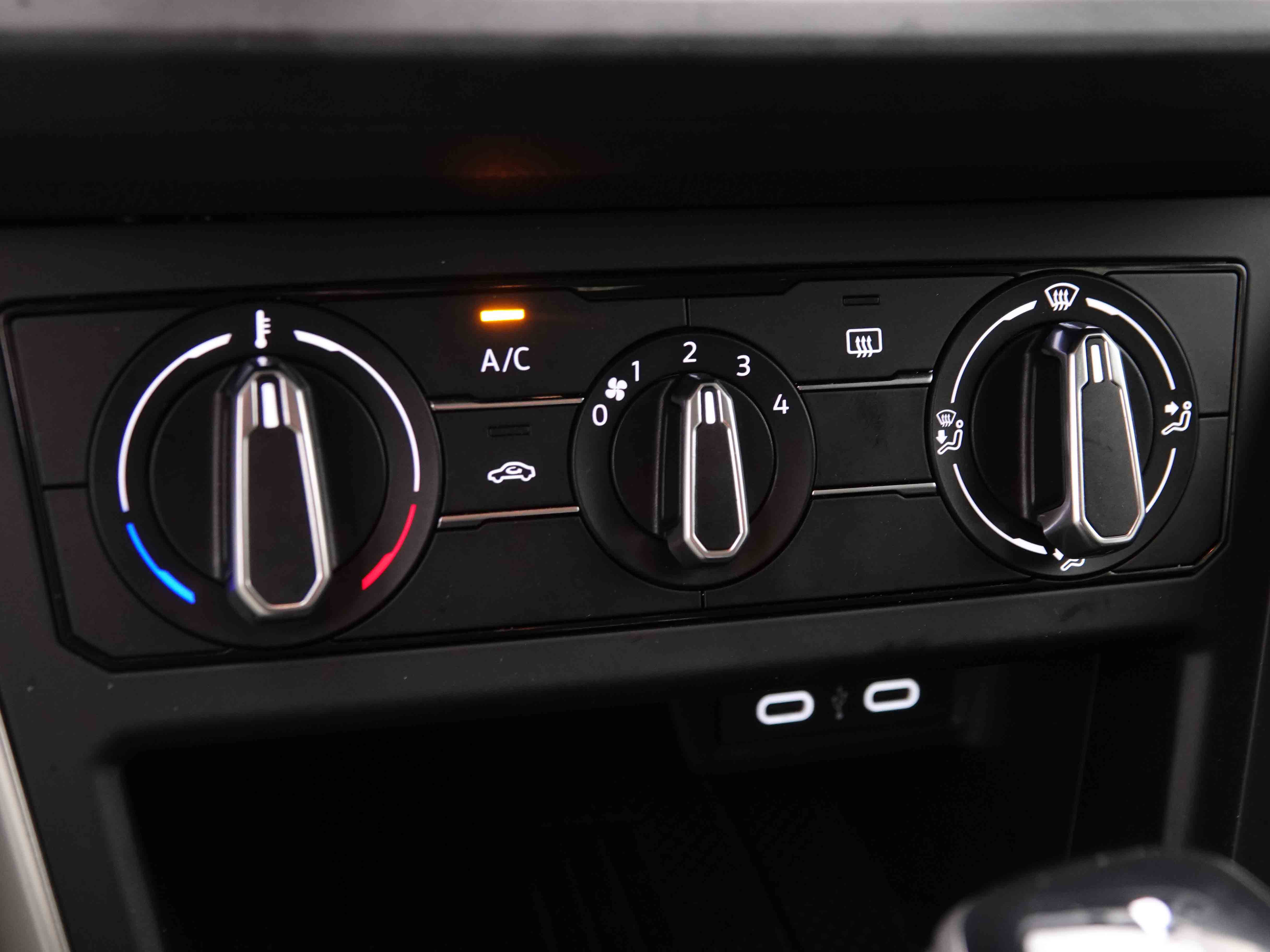 Véhicule de leasing intérieure